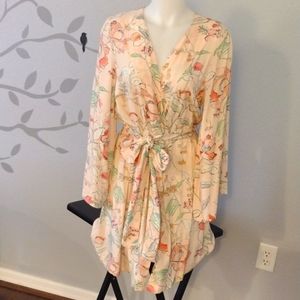 Plum Pretty Sugar Floral Robe